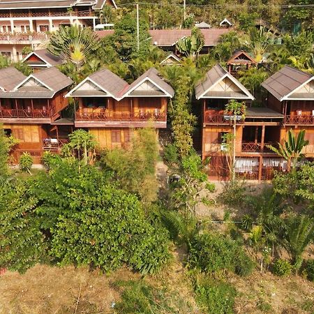 Mekong Riverside Lodge Muang Pakbèng Zewnętrze zdjęcie