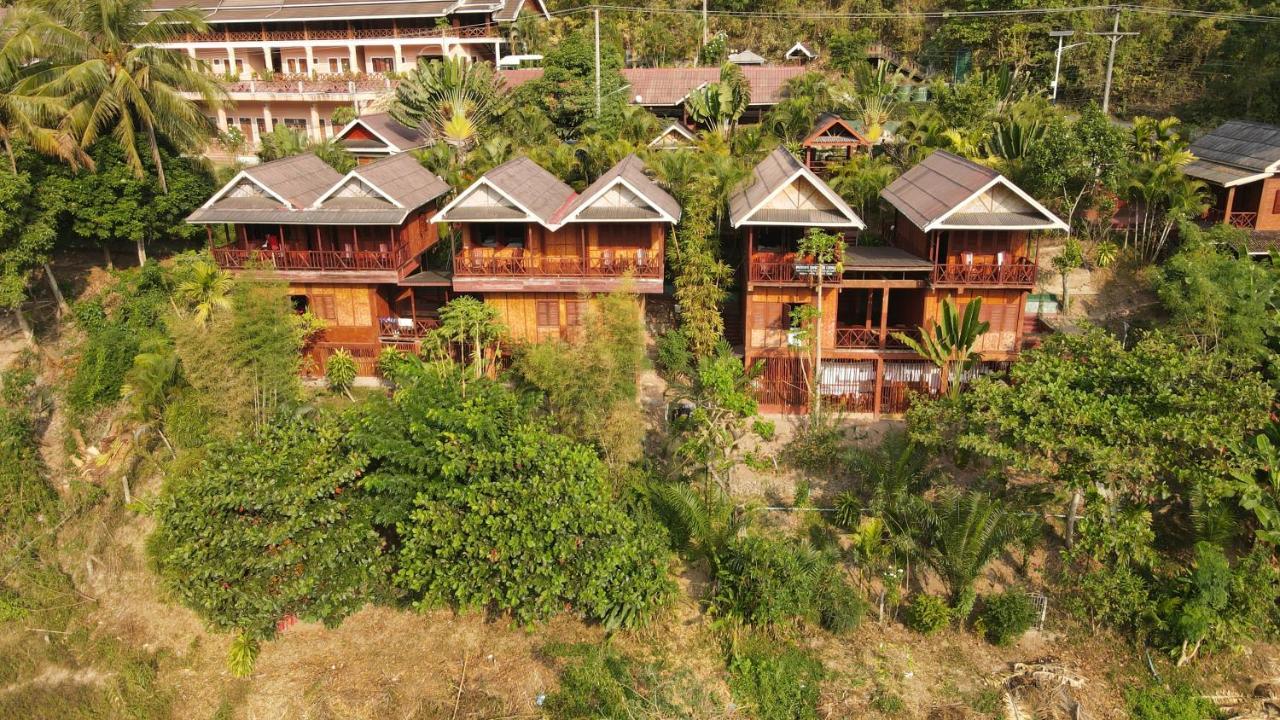 Mekong Riverside Lodge Muang Pakbèng Zewnętrze zdjęcie