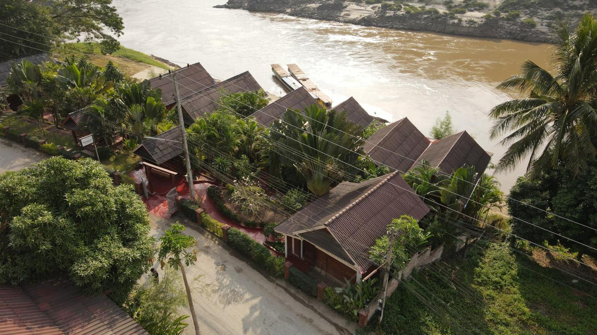 Mekong Riverside Lodge Muang Pakbèng Zewnętrze zdjęcie