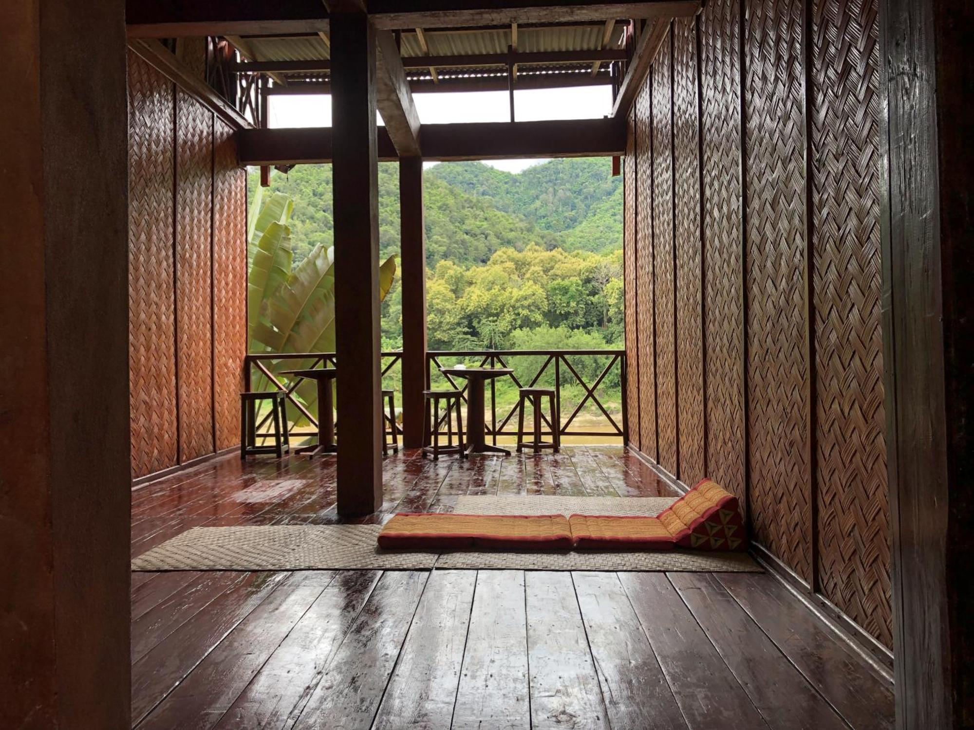 Mekong Riverside Lodge Muang Pakbèng Zewnętrze zdjęcie
